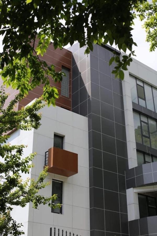 Otakhebi Hotel Sarpi Exterior foto